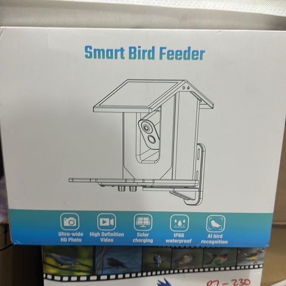 Solar Powered Bird Feeder Camera, Smart Bird Feeder with Bird Stand USB/Solar - Picture 8 of 10